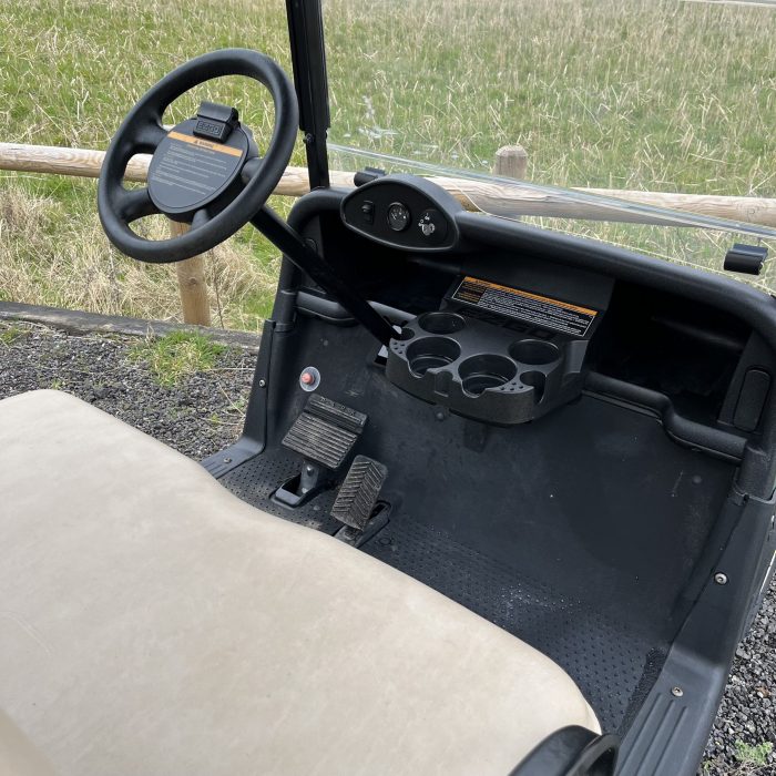 Ezgo RXV 2+2 Petrol Golf Buggy - Image 5