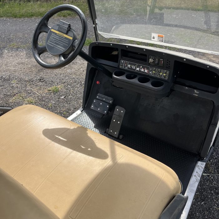 Ezgo TXT 2+2 48v Electric Golf Buggy - Image 4